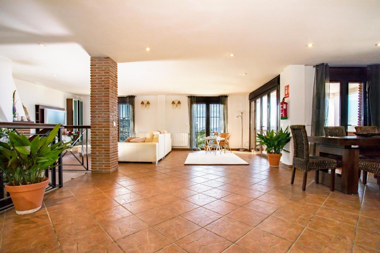 Holiday Home El Encinar Alcaucín Zewnętrze zdjęcie